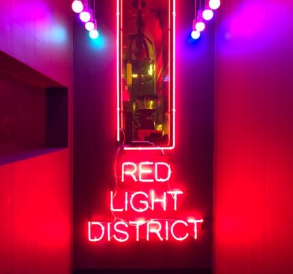 Tobita Shinchi Osaka - Historic red-light district with traditional architecture